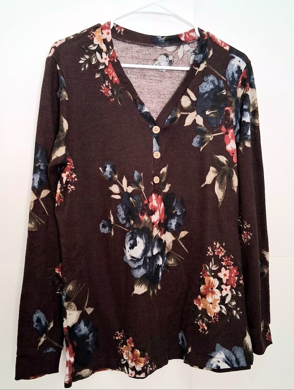 Floral V-Neck Long Sleeve Top - Brown with Blue & Cream Flowers Size Fit Large